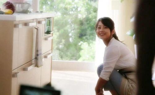 小泉真希生活照,窥见明星的日常魅力